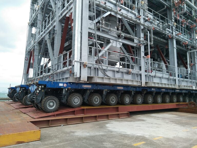 Sm Ramp Loadout - Marine Heavy Lift & Transportation Consultants
